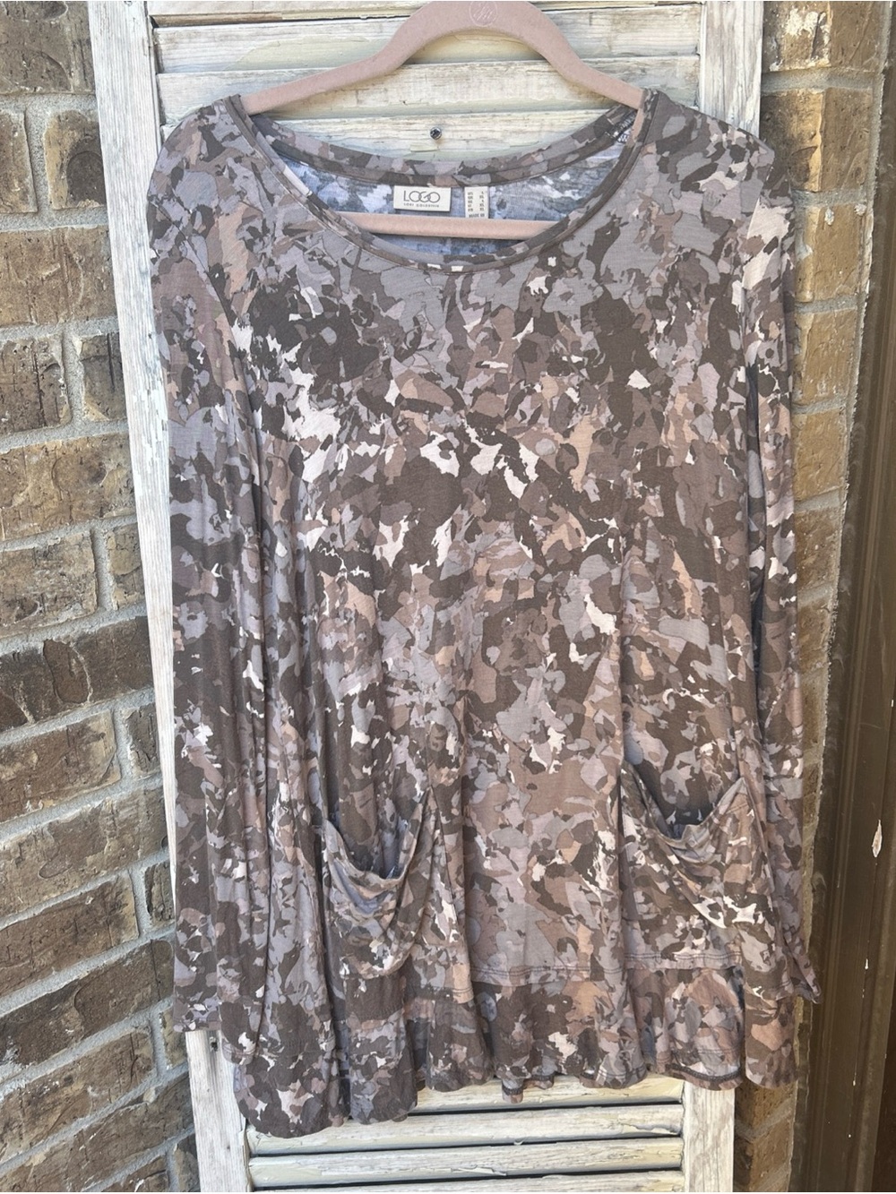 LOGO Lori Goldstein Shirt Womens large Stretch Blouse Modal pockets. Excellent c